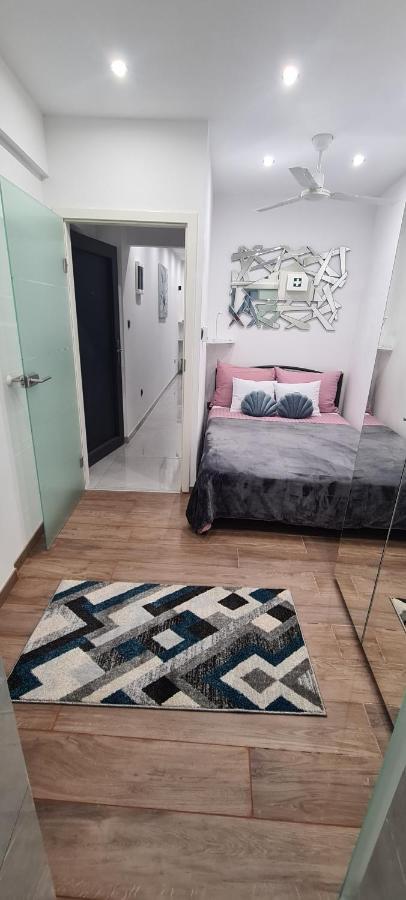 Apartman Julija 1 Риека Экстерьер фото