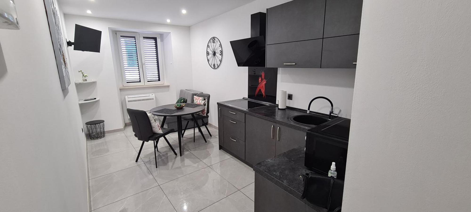 Apartman Julija 1 Риека Экстерьер фото