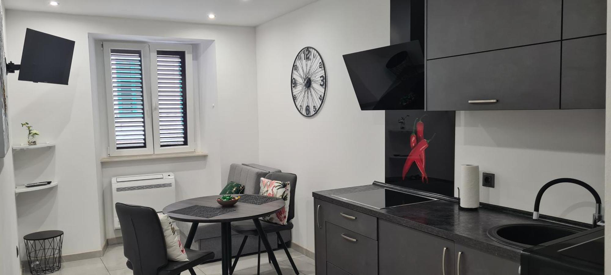 Apartman Julija 1 Риека Экстерьер фото
